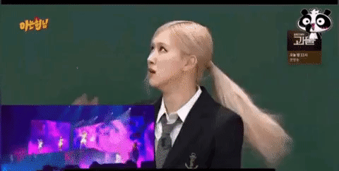 Soi lại những hành động gây tranh cãi của Rosé BLACKPINK: Do thiếu tinh tế hay quá vô tư? ảnh 1