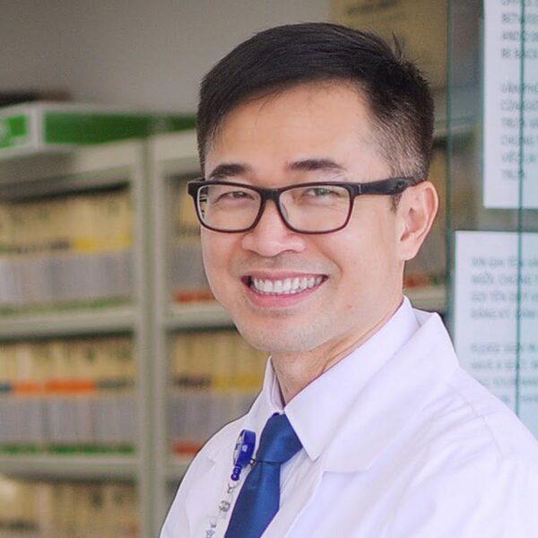 Hoàn thiện bức tranh vẽ ngôi trường xanh sạch đẹp bằng cách tô màu tươi sáng, hài hòa cho kiến trúc và cảnh quan