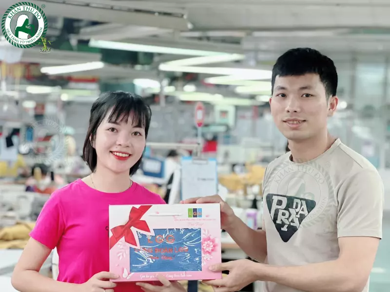 Tổng Hợp Những Hình Ảnh Quà Mùng 8 Tháng 3 Đẹp Và Sang Trọng