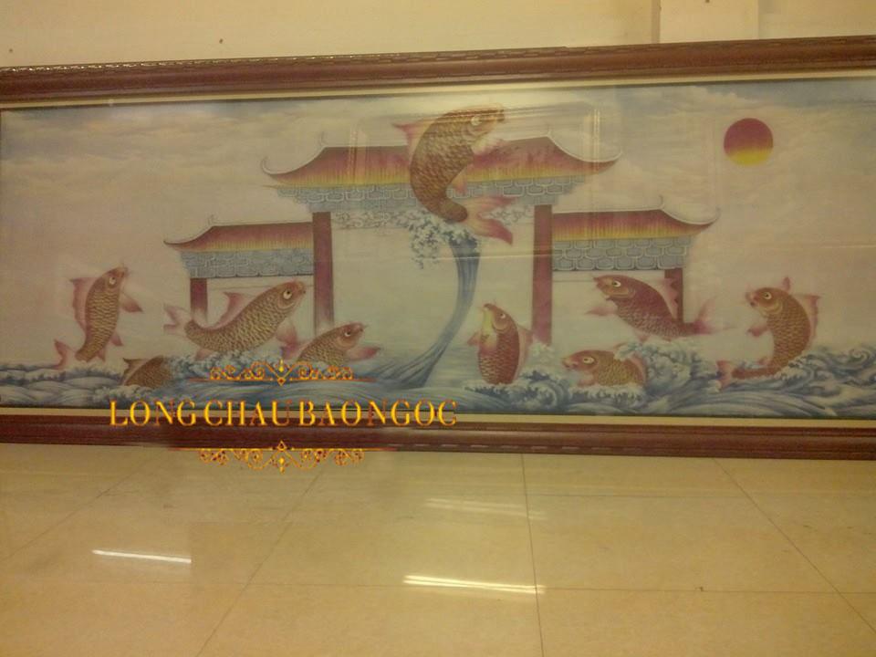 tranh ca chep hoa rong vuot vu mon