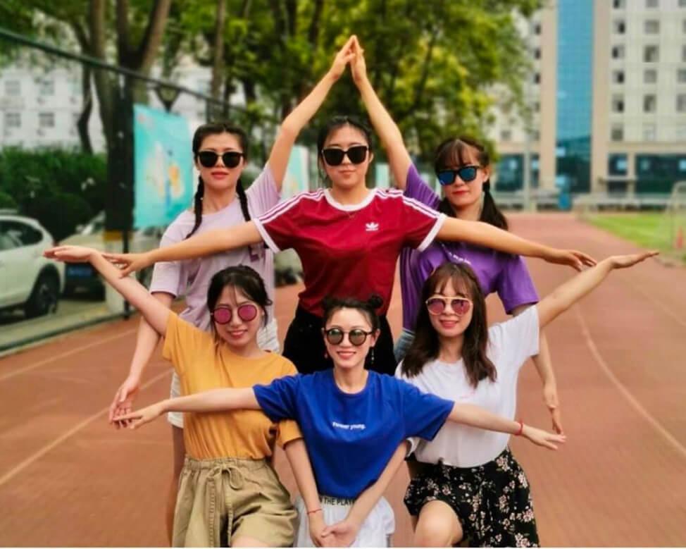 Top 10 cách chụp ảnh nhóm lầy lội cho 6 người siêu độc