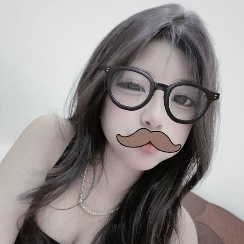 Ảnh avatar gái xinh dễ thương K5