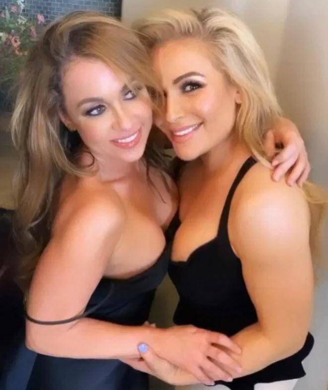 Sững sờ kiều nữ WWE và em gái hứa sẽ “thả rông” thi đấu năm 2021