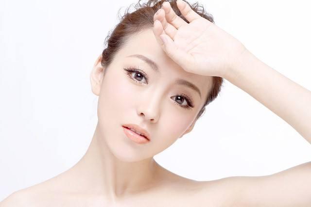 Hướng dẫn chi tiết cách xông mặt bằng lá lốt giúp làm đẹp da và cải thiện sức khỏe tại nhà