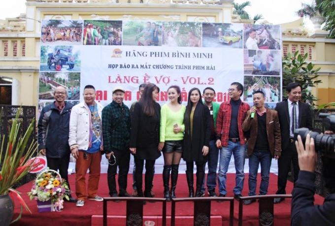 họp báo làng ế vợ 2