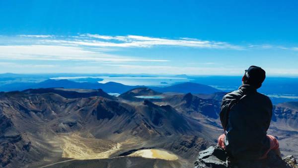 Trạc tuổi mình thôi, mà sao các bạn ấy đã đi xa thế, ngắm cảnh đẹp và hùng vĩ đến thế!